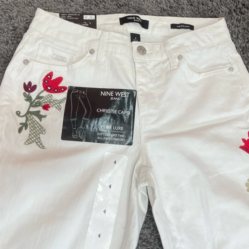 Nine West white cotton floral embroidery chrystie capri jeans women’s size 4 - Picture 4 of 17